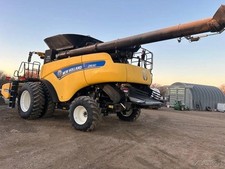 2018 New Holland CR8.90 Revelation Combine Stock # 342954