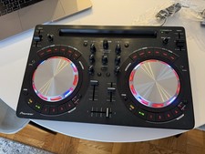 Pioneer DJ DDJ-WeGO3 Compact 2-Channel DJ Controller with protective cover