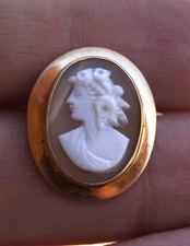 Victorian 10k Solid Yellow Gold Carved Shell Greek Women Cameo - Brooch Pin