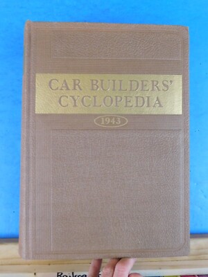 Car Builders Cyclopedia 1943 original Lots of photos, drawings, information
