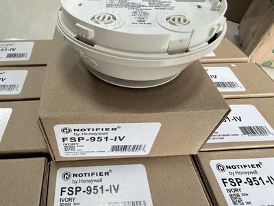HONEYWELL NOTIFIER FSP-951-IV SMOKE DETECTOR FSP 951 IV SAME DAY SHIPPING
