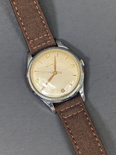 Orologio Meccanico Vintage Doxa Antimagnetico Jumbo 37,5 mm Fabbricato in Svizzera - Foto 1 di 24