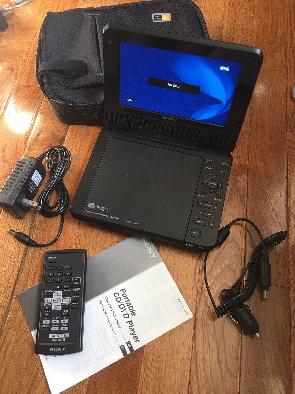 Sony DVP-FX780 Portable CD/DVD Player ,7”Screen ,NICE + Carry Bag