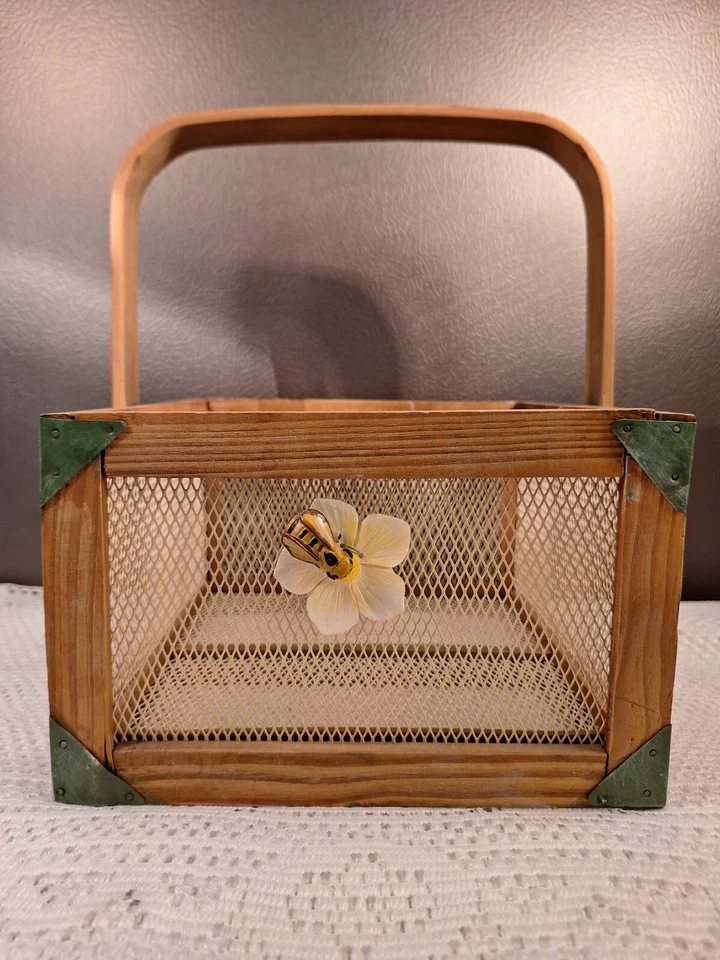 Wood Wire Basket Sq Handle Bee Country Core Decor Storage 8x8x5 - Image 3 of 4