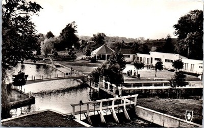 28 BONNEVAL - Pool Übersicht