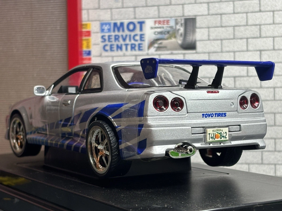 Preços baixos em Escala 1:18 Nissan Fast & Furious Veículos de