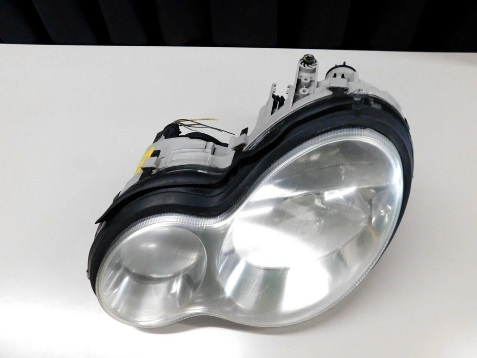 Farol esquerdo Mercedes Benz C W203 S203 C180 C200 C230 C240 C32 AMG - Imagem 2 de 4