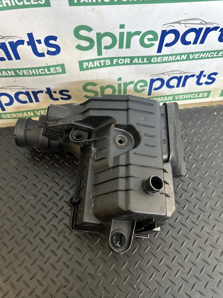 VOLKSWAGEN GOLF MK7 5G (2013 2016) CAJA FILTRO DE AIRE 5Q0129607AA 5Q0129607AA Foto 4 de 4