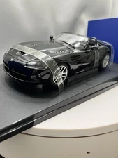 AUTOART “Dodge Viper SRT-10” 1:18, BLACK AND NEW