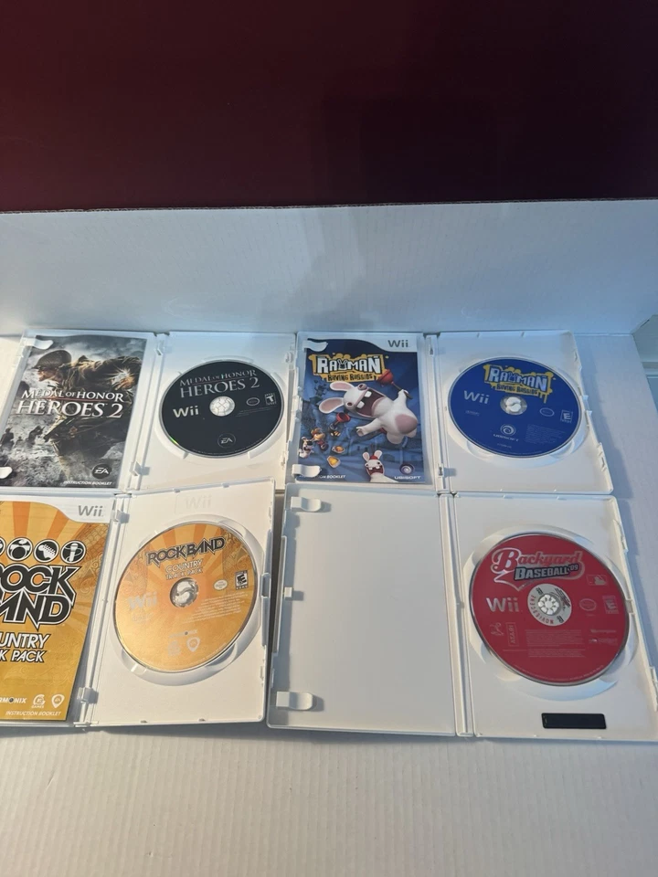 Lote de 44 juegos Ninetendo Wii probados. Envío combinado disponible Foto 2 de 4