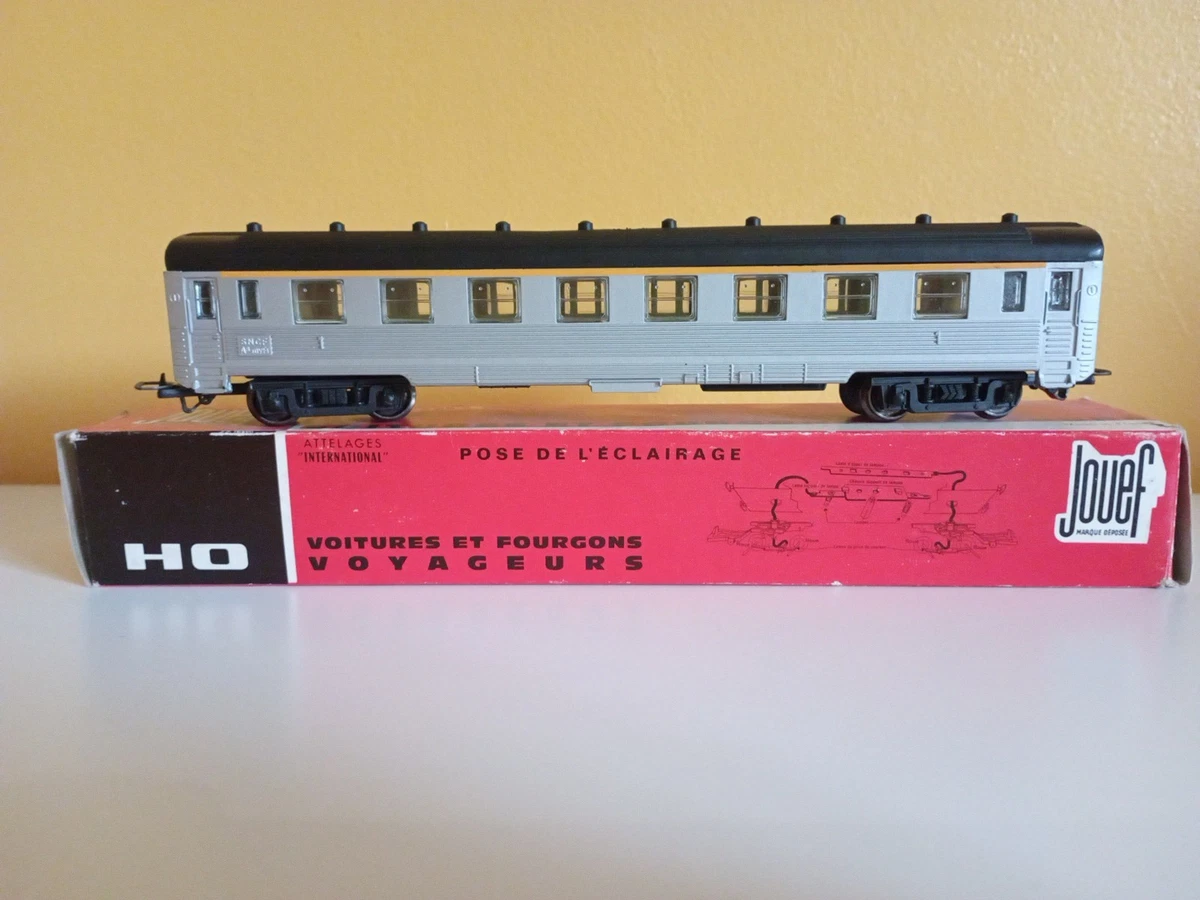 Set De 2 Voitures Voyageurs Courtes DEV Inox, SNCF, Cartouche Corail A8 B6d