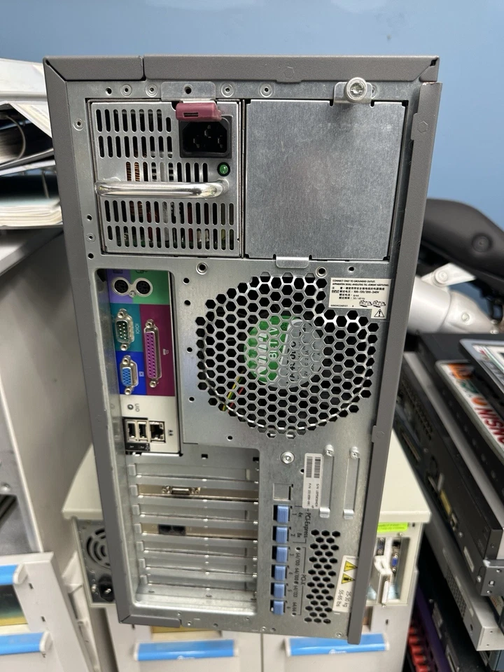 HP Proliant ML350 G4P Tower 1x Xeon 3.00 GHz - Image 2 of 4