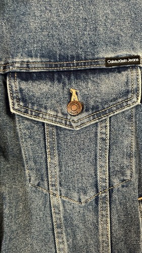 Calvin Klein Jeans Denim Trucker Vest Mens Medium Cut Off Jacket Style NEW. XL - Picture 3 of 11