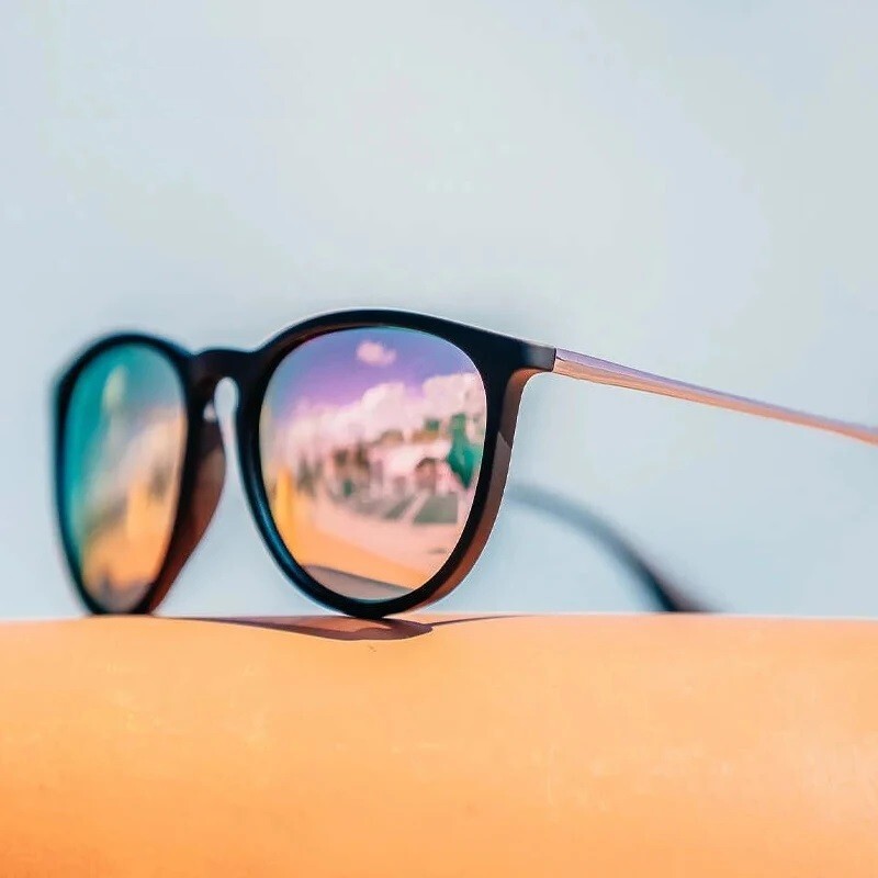 Classic Round Polarized Sunglasses for Men Women Driving Travel UV400