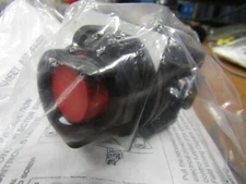 NEW APPLETON UCS HAZARDOUS LOCATION PUSHBUTTON  RED