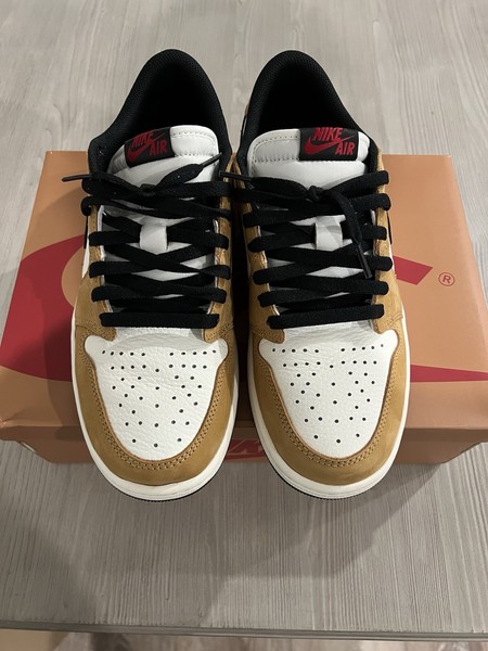 Air Jordan 1 Low OG Rookie of the Year Talla 10 3