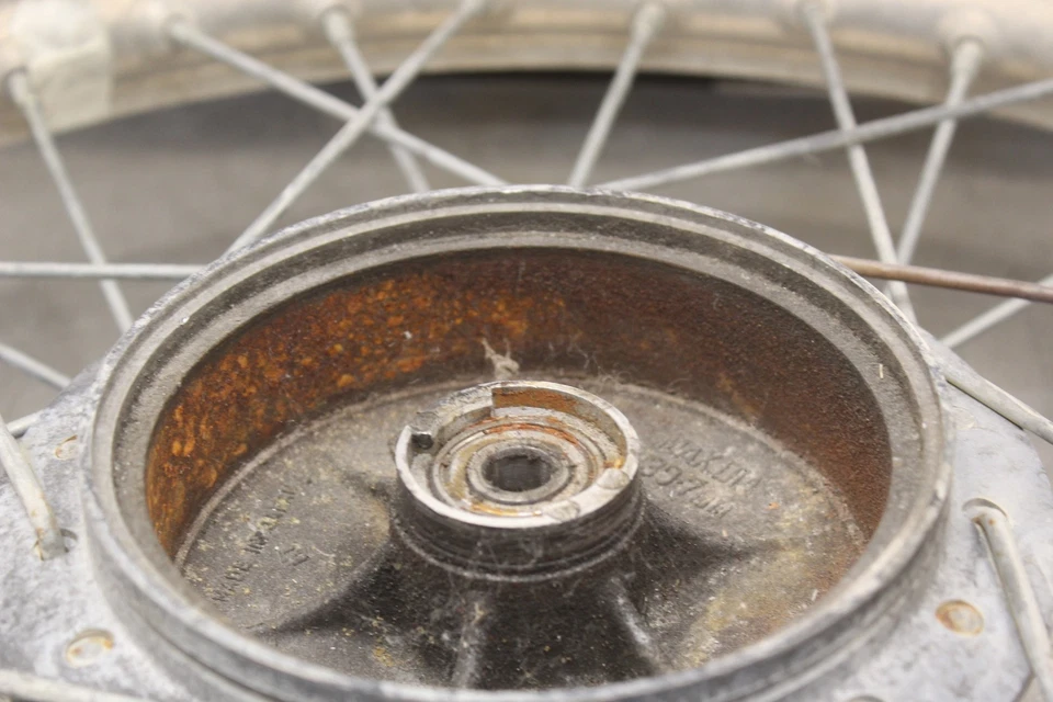 1978 Suzuki PE175 FRONT WHEEL RIM 1.60X21 (ROW 1) Foto 4 de 4