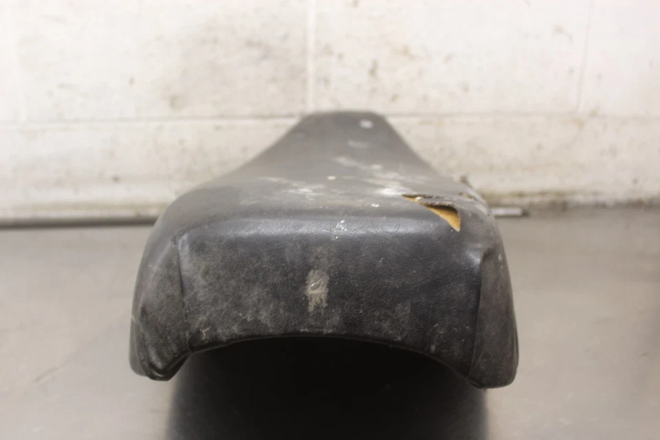 Selim de assento 1980 Yamaha TT250 Y859 - Imagem 2 de 4