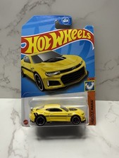 Hot Wheels 2017 Camaro ZL1 Yellow 1:64 Diecast/ Brand New Sealed