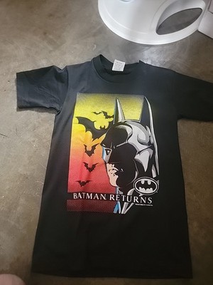 1992 DC Comics Batman Returns Kids T-shirt