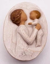 VTG Willow Tree Resin Box w/ Lid Grandmother Love 3" Susan Lordi Demdaco