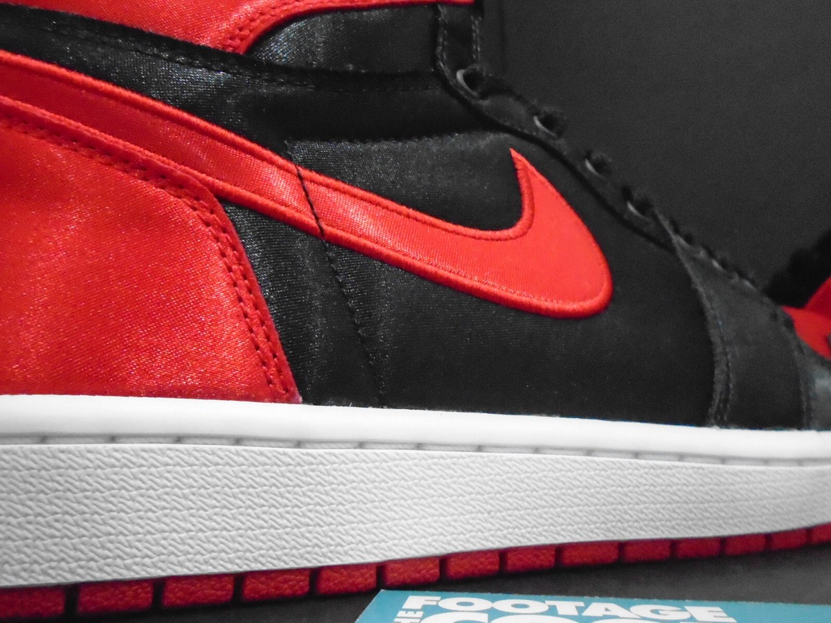 NIKE AIR JORDAN 1 RETRO HIGH OG I SATIN BRED BLACK RED WHITE NIKE AIR JORDAN 1 RETRO HIGH OG I SATIN BRED BLACK RED WHITE