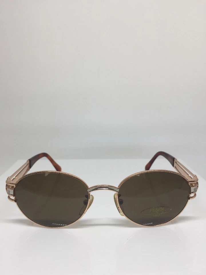 Nuevas Gafas de Sol Fendi SL 7030 Vintage c. Dorado y Plateado Mod. SL 7030 C. 678 Italia Foto 2 de 4