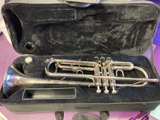 Vangoa Silver Brass VTB-2 Smooth Finish Three Valve Horn Instrument Hard Case