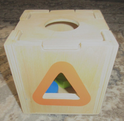 Toys R Us Wooden Shape Sorter