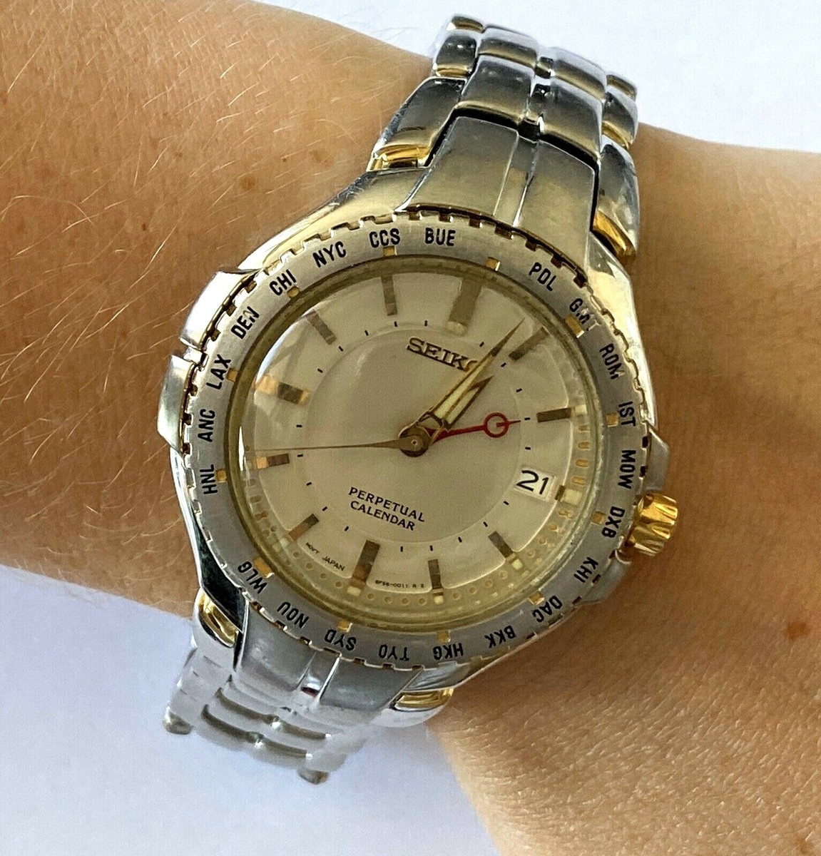Vintage Men's Seiko Perpetual Calendar Date 8F56 0019 Two
