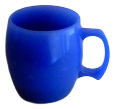 1 Coffee Cup/Mug Color Changing Heat Activated  Cup Changes  Blue to Cream