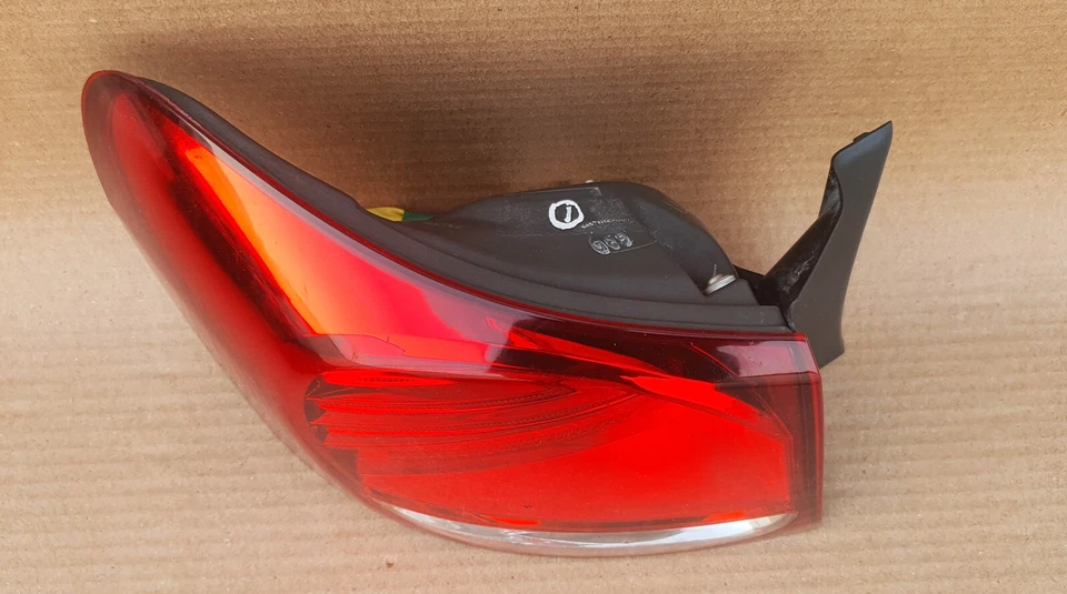 雷克萨斯 GS350,GS450H GS460 2007-2011 LED 左侧(驱动器侧)尾灯 OEM — 第 4/4 张图片