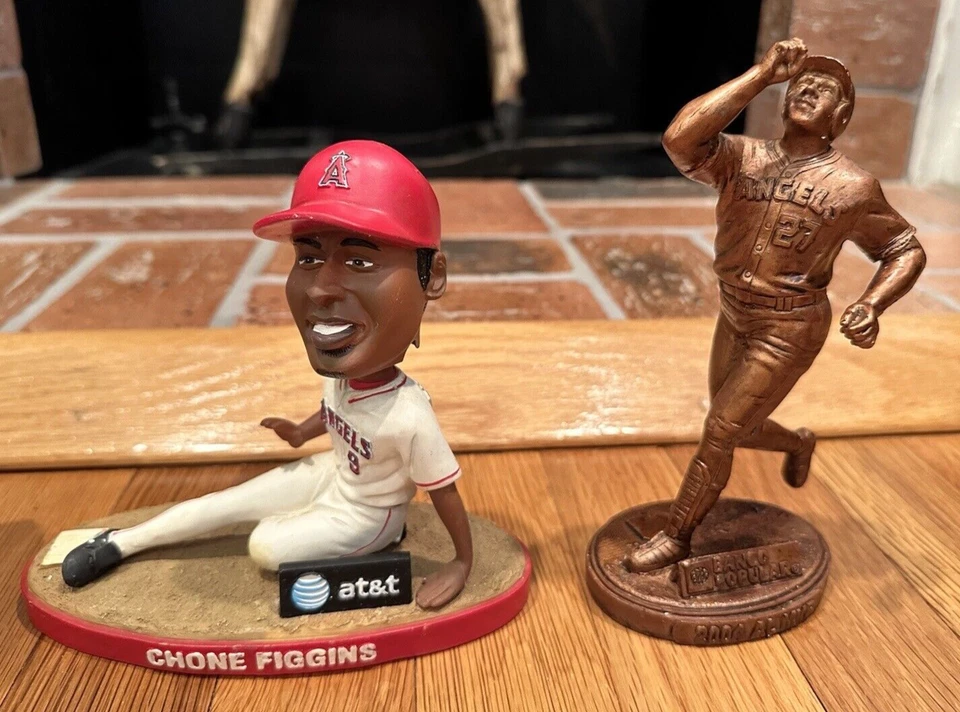 Los Angeles Angels Lot of 3 Bobblehead/Statue SGA--Scioscia, Guerrero, Figgins - Image 3 of 4