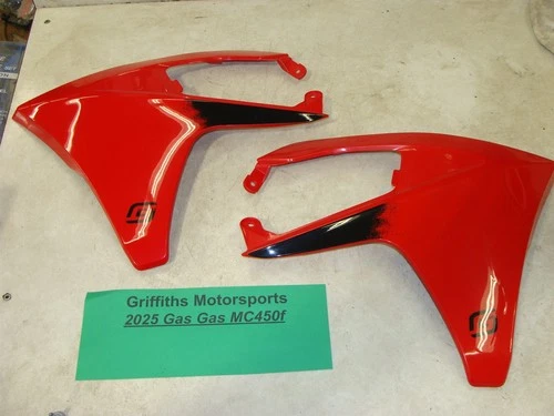 2025 GasGas MC450f oem new red plastic radiator shroud scoop gas tank side cove