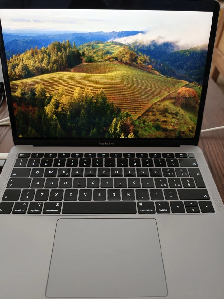 Apple MacBook Air 13 (2019) 13.3'' Space Grey Laptop Screen Lid Palmrest Parts, photo 2 of 5