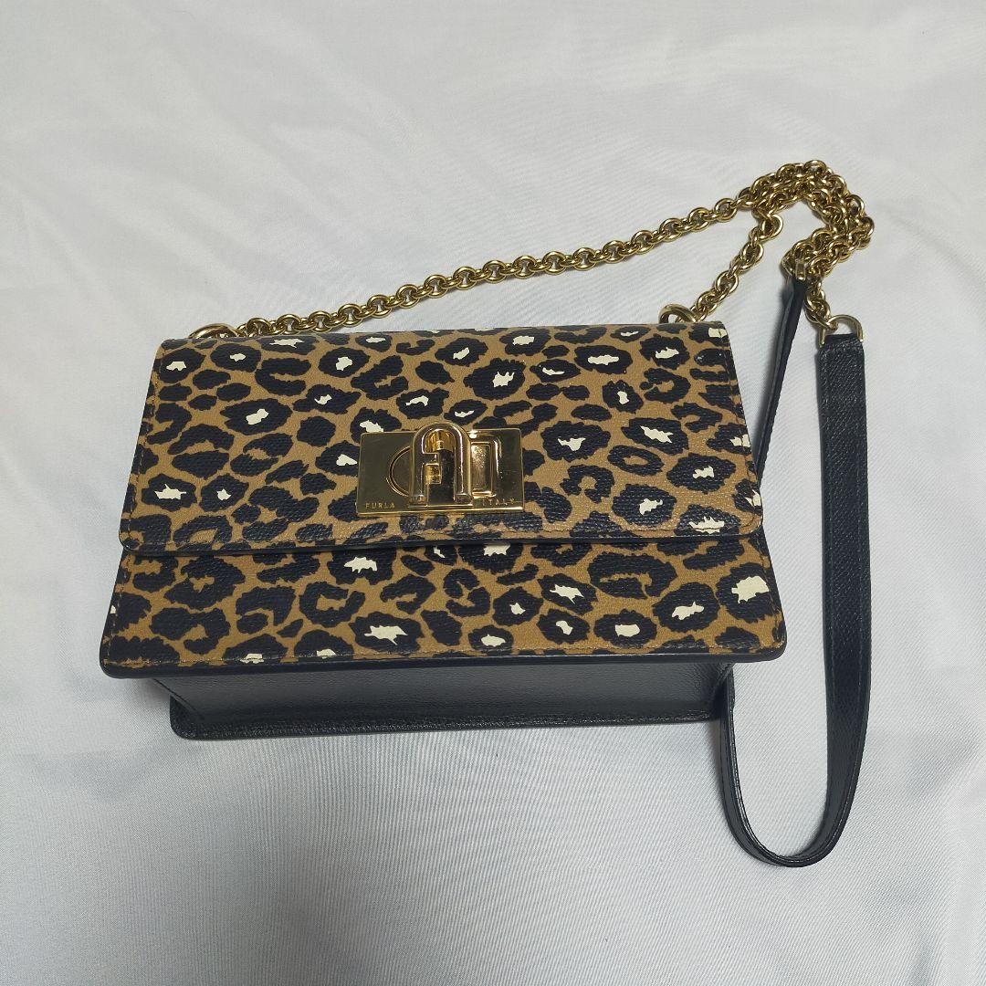 Leopard pattern FURLA crossbody chain shoulder bag - image 2