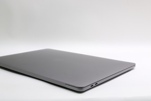 16" 2019, MacBook Pro, MVVJ2LL/A, i7-9750H, 16GB, 512GB SSD - Afbeelding 9 van 12