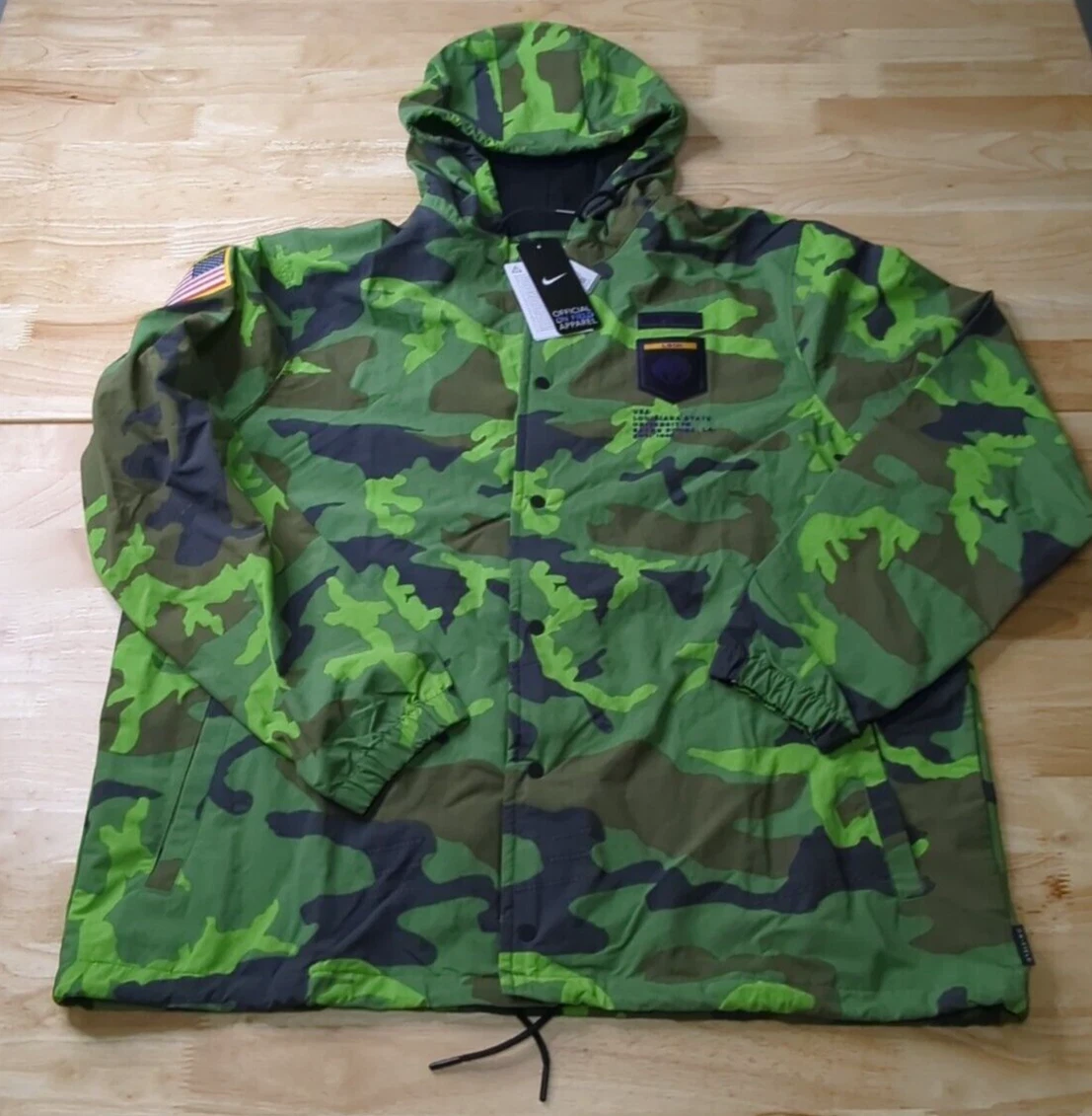 Nike woven deals camo jacket