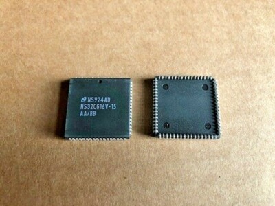 4 Stück Integrierte Schaltung - NS32CG16V-15 - NSC - PLCC68 - Vintage