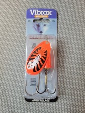 Blue Fox Classic Vibrax Spinner, 5/8-Ounce, Red Ti