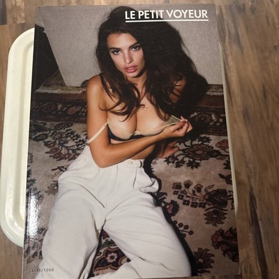 Le Petit Voyeur Vol 4 Jonathan Leder Emily  Ratajkowski Rare Variant XXXX/1000