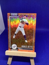 Mookie Betts - 2026 Topps Series 1 Orange Holiday Foil Baby Chick SP #41 Dodgers