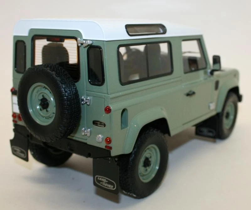 Almost Real 1/18 Scale Diecast 810204 - Land Rover Defender 90 Heritage Edit - Image 3 of 4