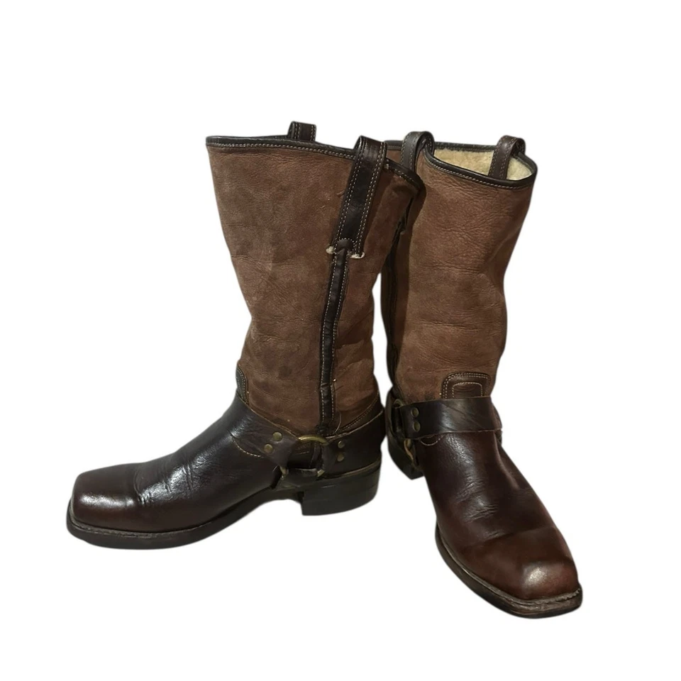 Frye Piel de Oveja Hebilla Arnés Cuero N Gamuza Marrón Puntera Cuadrada Botas Talla 9.5 M  Foto 3 de 4