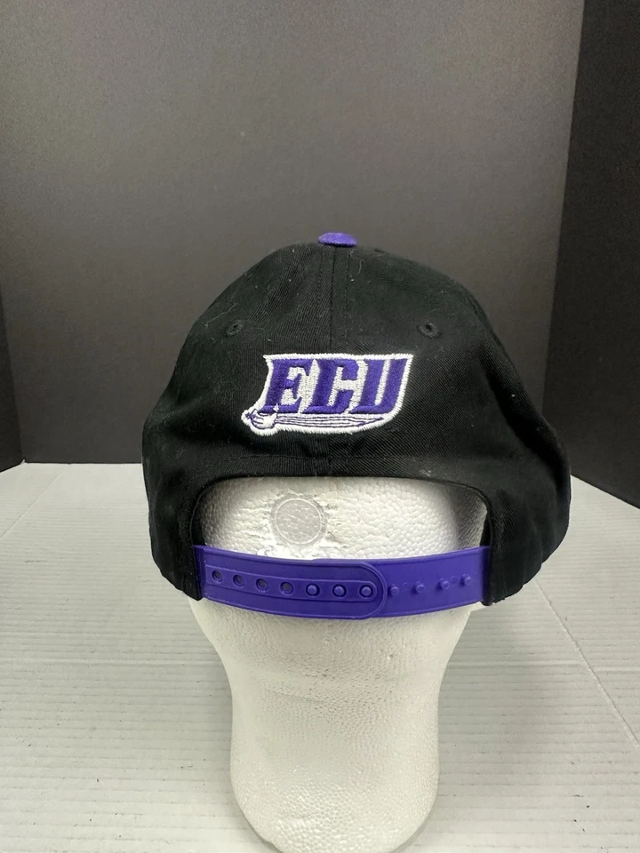 Snapback Top Of The World Pirates Ncaa Ecu Foto 4 de 4