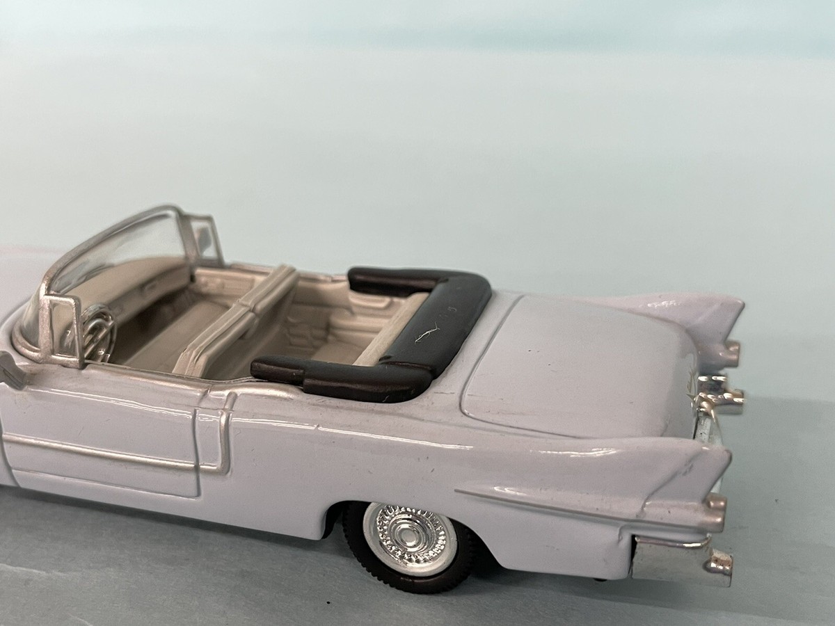 1/43 NEW-RAY 1955 CADILLAC ELDORADO CONVERTIBLE LIGHT BLUE
