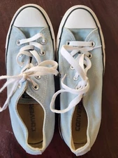 Converse Chuck Taylor Light Blue Low Canvas Sneaker Mens Size 4 - Pristine!