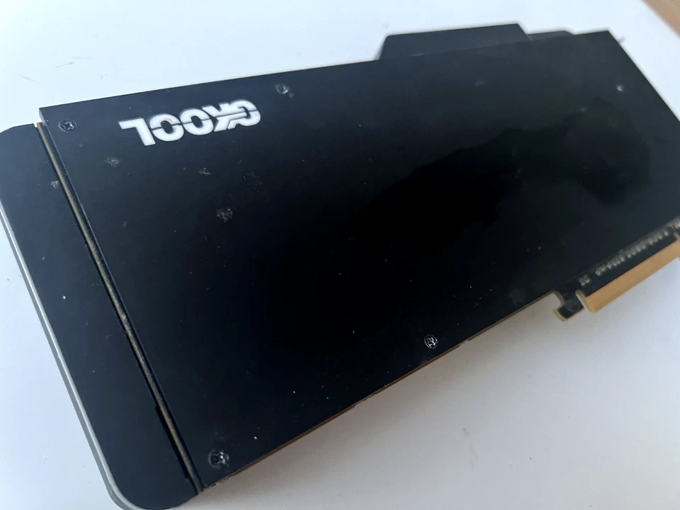 Mac Pro XFX R9 280X 3GB Graphics Card. GKool Backplate, Apple Boot Screens. Mint - Image 3 of 4