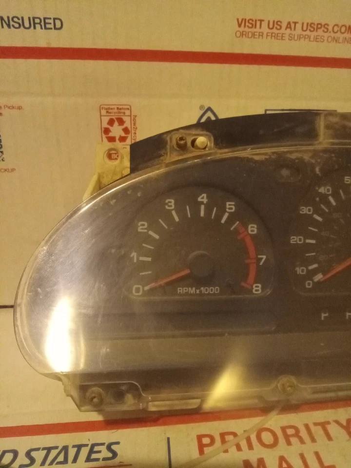 Приборная панель 1993-1995 Nissan Quest, Mercury Villager F4XF-10849-BA - Изображение 2 из 4