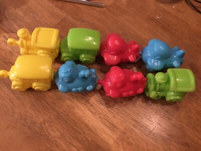 PlayGo Toddler Lot of 8 Plastic Snap Pop Assorted Vehicles